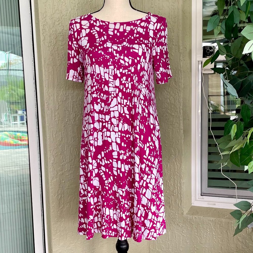 Hourglass Lilly Pink/Purple Short Sleeve Dress